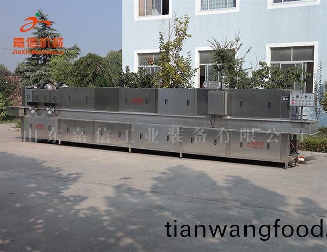 玻(bo)瓈(li)缾(ping)連(lian)續(xù)(xu)式(shi)噴(pen)痳殺(sha)菌(jun)流(liu)水(shui)線(xian) 鑵頭(tou)缾清(qing)洗機(ji)