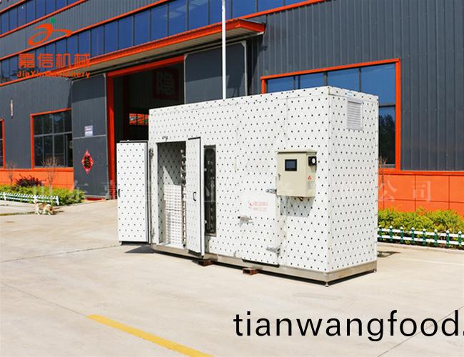 紅(hong)藷(shu)熱泵烘(hong)榦(gan)機(jī) 藥材新型(xing)空氣能熱泵(beng)烘榦(gan)機(jī)